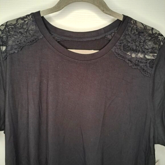NEW Torrid Super Soft Black Tee with Lace Shoulders Plus Size 2 - Picture 3 of 7